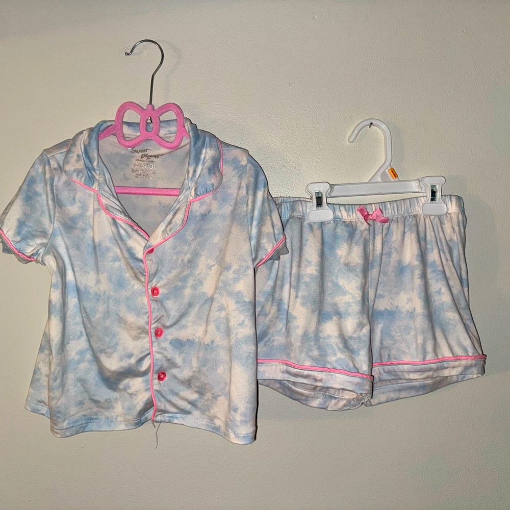 Sweet Dreams by young hearts, girls matching pajamas set, size 8/10